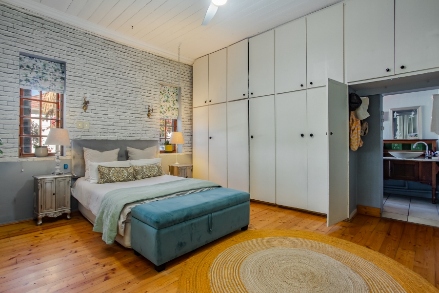 5 Bedroom Property for Sale in Bertville Western Cape